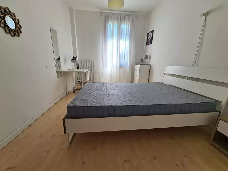 Immagine 4 di Camera in affitto  in Via Francesco Baracca a Vicenza