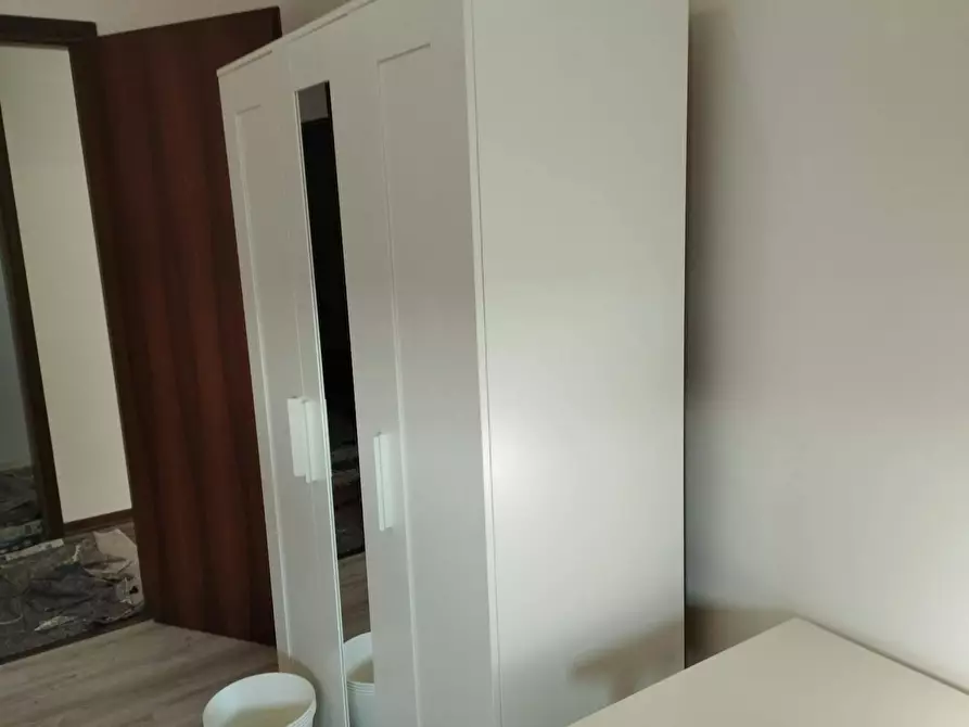 Immagine 7 di Camera in affitto  in Via Gran San Bernardo a Fosso'