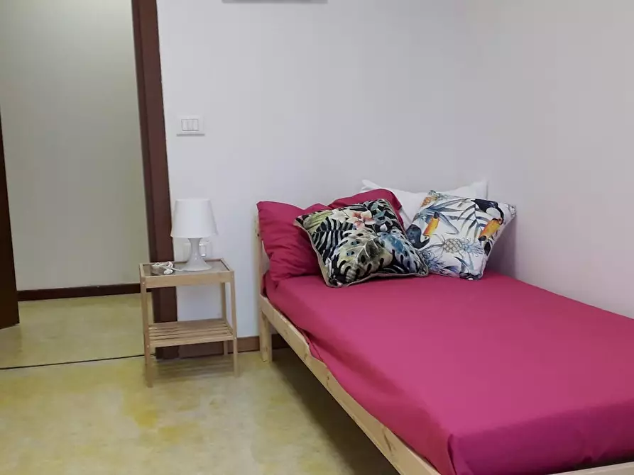 Immagine 1 di Camera in affitto  in Viale Trento a Vicenza