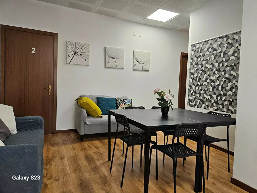 Immagine 9 di Camera in affitto  in Viale Trento a Vicenza