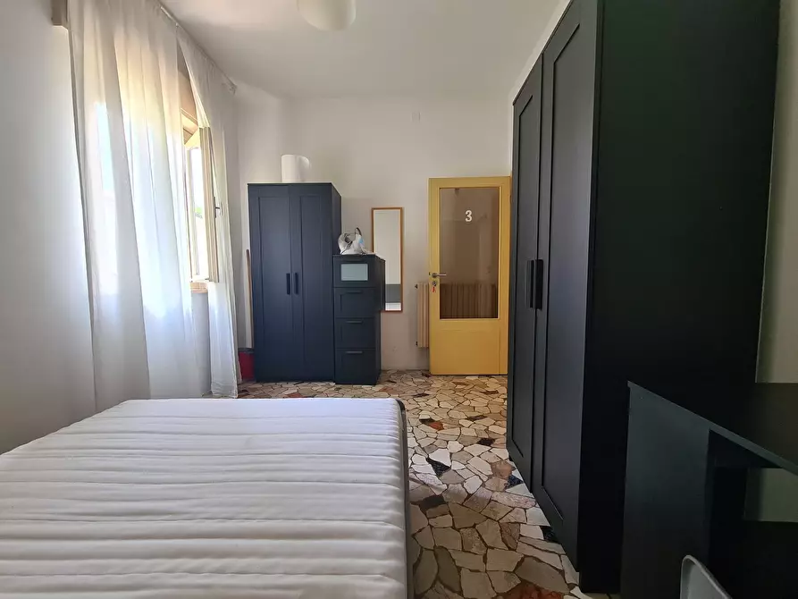 Immagine 8 di Camera in affitto  in Via Bruno Brandellero a Vicenza