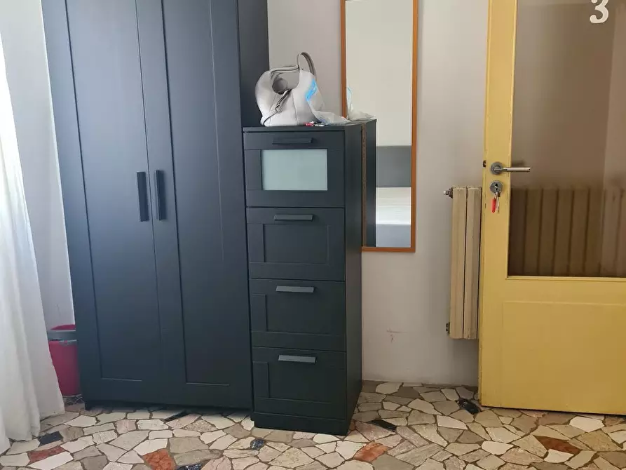 Immagine 9 di Camera in affitto  in Via Bruno Brandellero a Vicenza