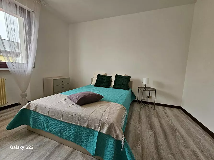 Immagine 2 di Camera in affitto  in Via Gran San Bernardo a Fosso'