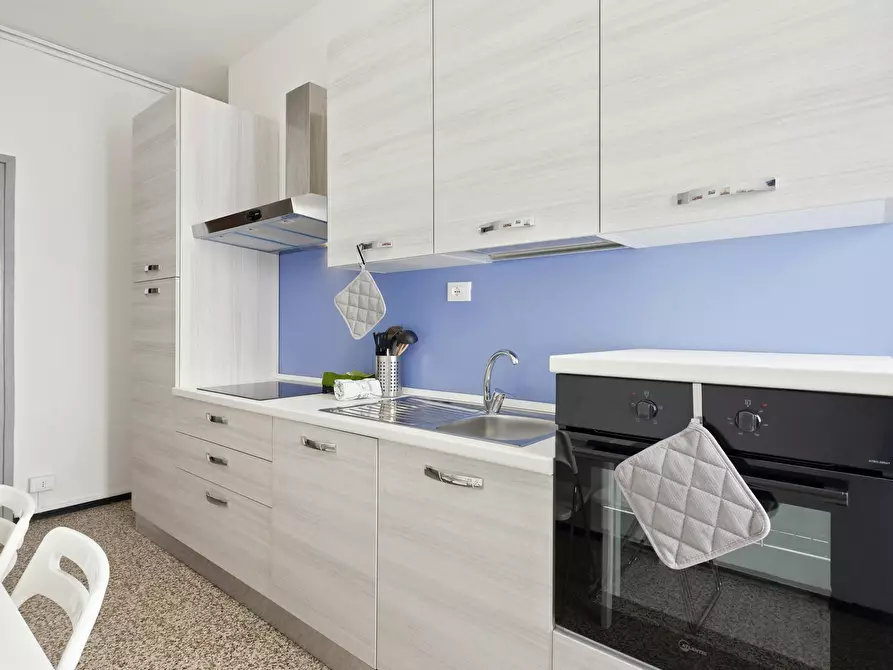 Immagine 10 di Camera condivisa in affitto  in Largo Giovanni Battista Scalabrini a Milano