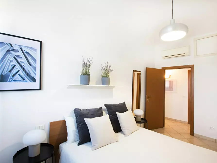 Immagine 2 di Camera in affitto  in Via Federico Engels a Milano