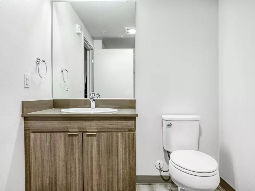 Immagine 10 di Appartamento in affitto  in Belmont Avenue a Messina