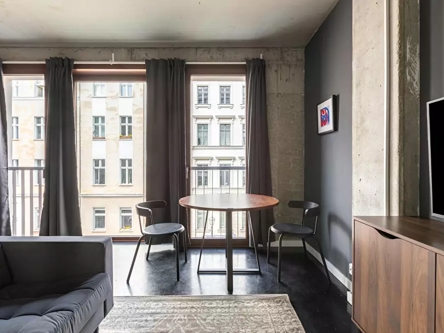 Immagine 7 di Appartamento in affitto  in Linienstraße a Berlin
