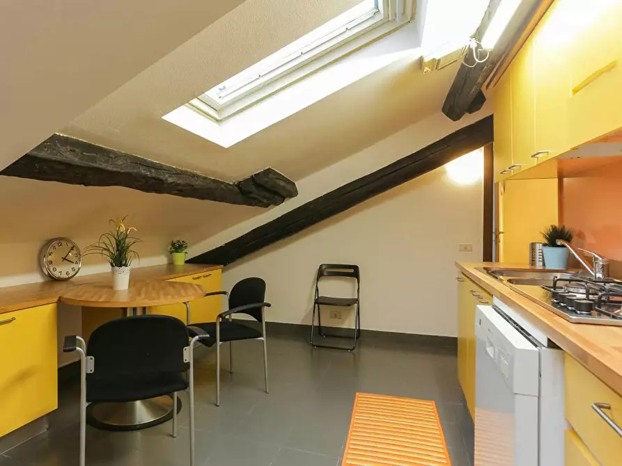 Immagine 10 di Camera in affitto  in Via Giuseppe Broggi a Milano