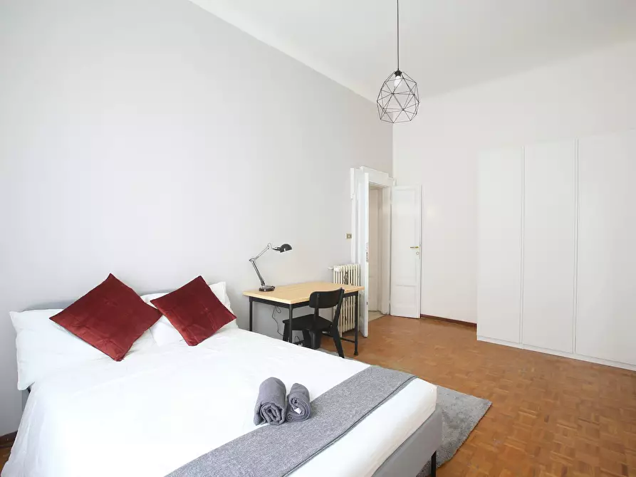 Immagine 3 di Camera in affitto  in Via Gustavo Modena a Milano