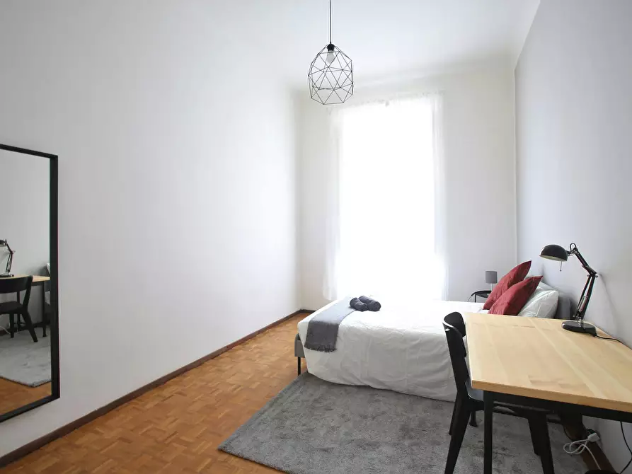 Immagine 1 di Camera in affitto  in Via Gustavo Modena a Milano