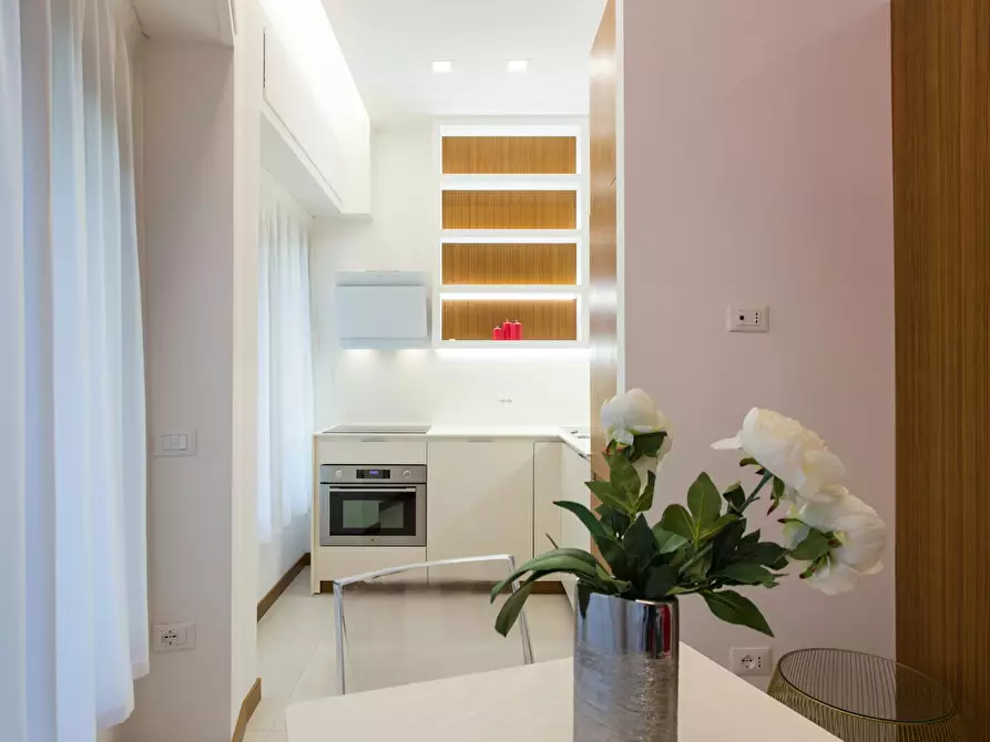 Immagine 3 di Appartamento in affitto  in Corso Italia a Milano
