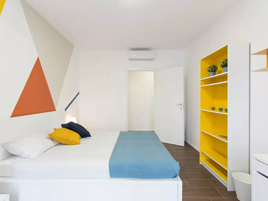 Immagine 1 di Camera in affitto  in Viale Liguria a Milano