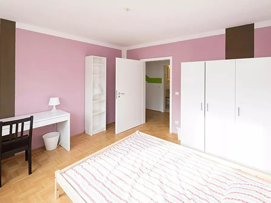 Immagine 2 di Camera in affitto  in Birkerstraße a München