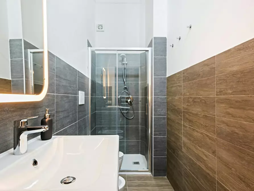 Immagine 7 di Camera in affitto  in Via Podgora a Milano