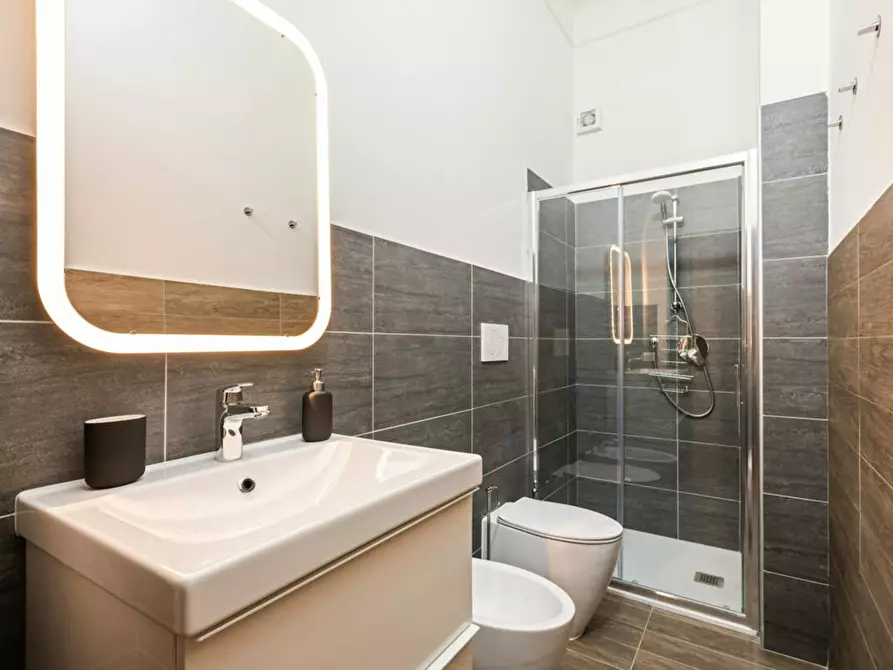 Immagine 6 di Camera in affitto  in Via Podgora a Milano