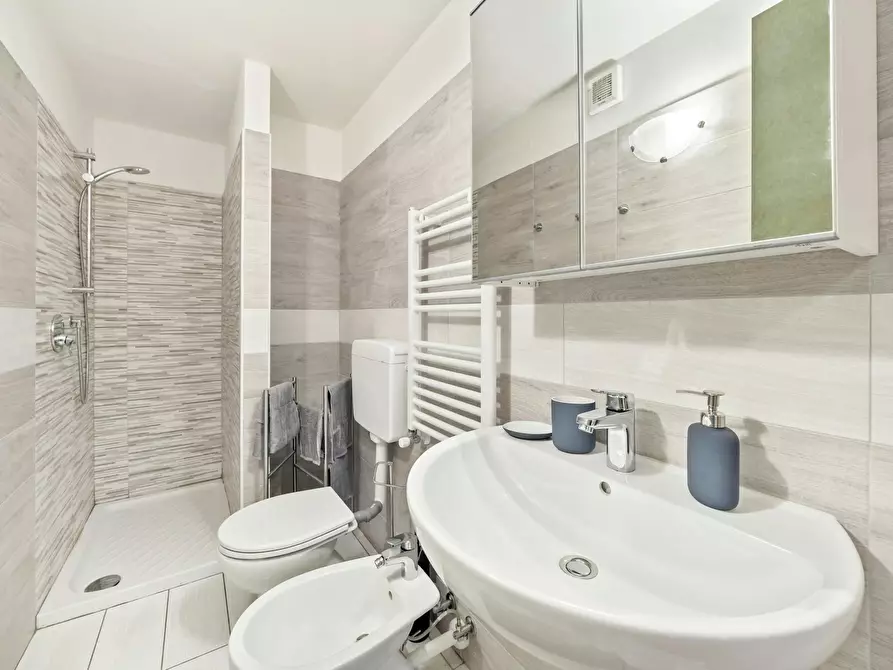 Immagine 5 di Camera in affitto  in Via Ernesto Breda a Milano