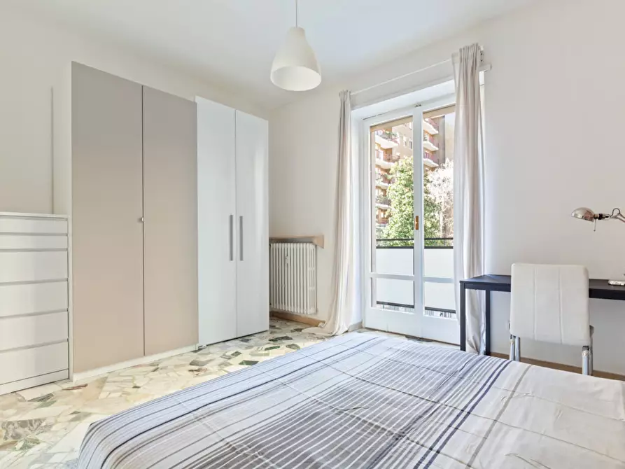 Immagine 1 di Camera in affitto  in Via Antonio Panizzi a Milano