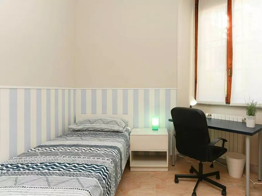 Camera in affitto in Via Amilcare Ponchielli a Milano