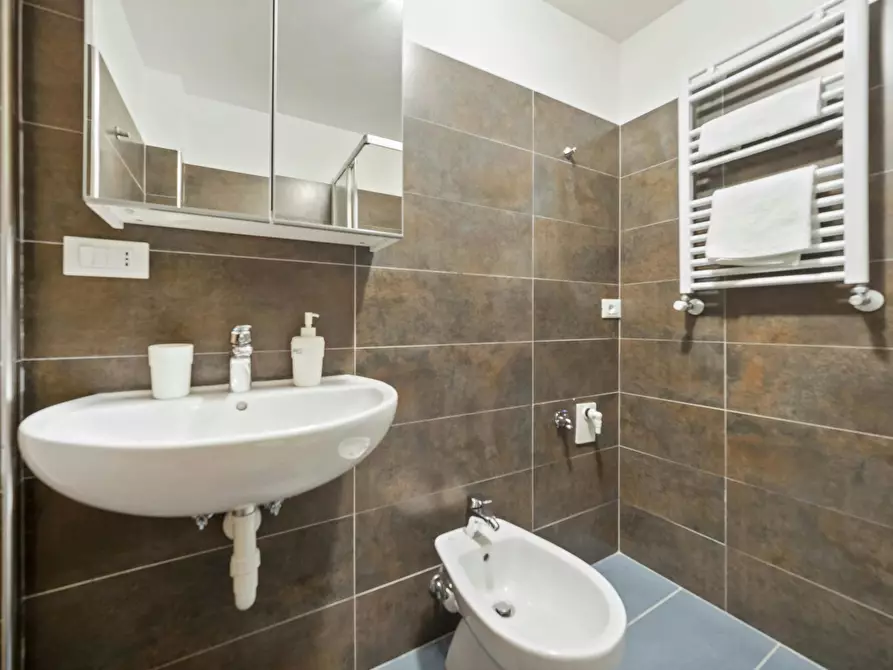 Immagine 8 di Camera in affitto  in Via Ernesto Breda a Milano