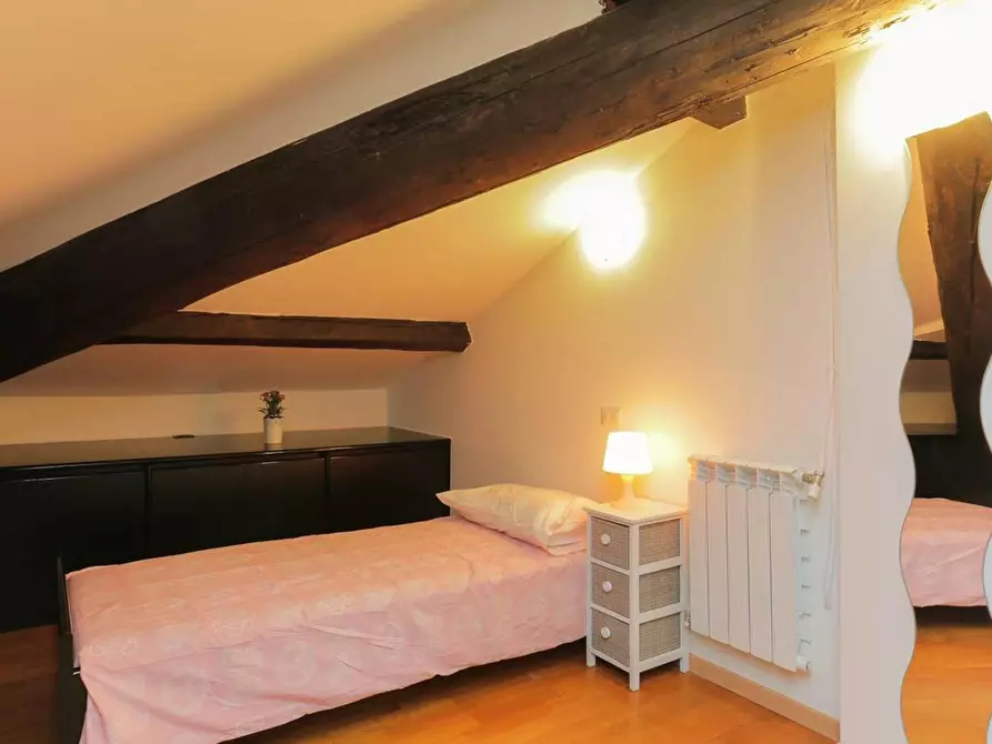 Immagine 1 di Camera in affitto  in Via Giuseppe Broggi a Milano