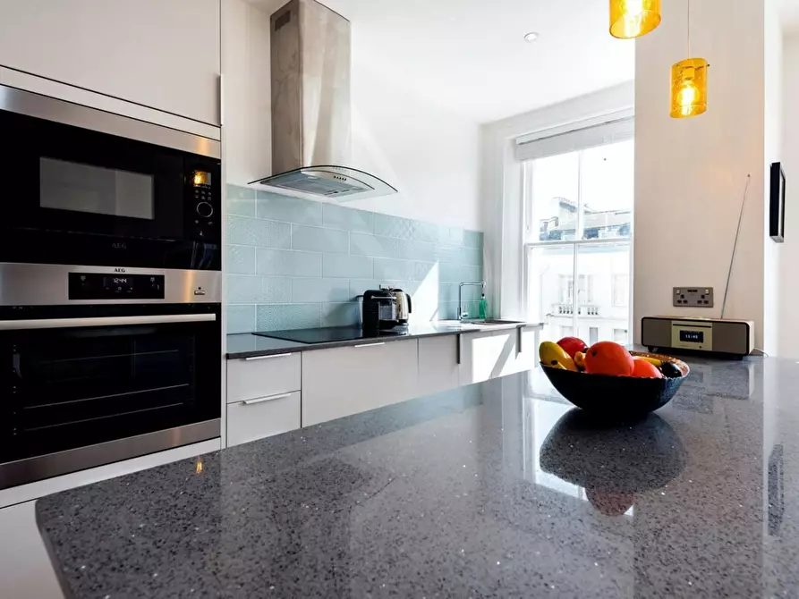 Immagine 2 di Appartamento in affitto  in Longridge Road a Kensington