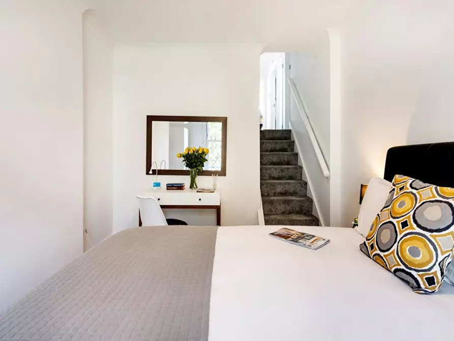 Immagine 3 di Appartamento in affitto  in Longridge Road a Kensington