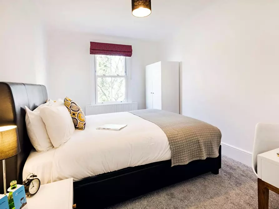 Immagine 10 di Appartamento in affitto  in Longridge Road a Kensington