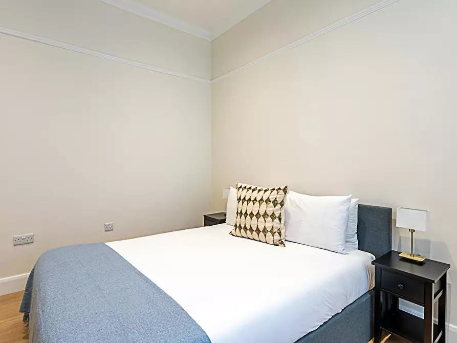 Immagine 4 di Appartamento in affitto  in Queensborough Terrace a Paddington