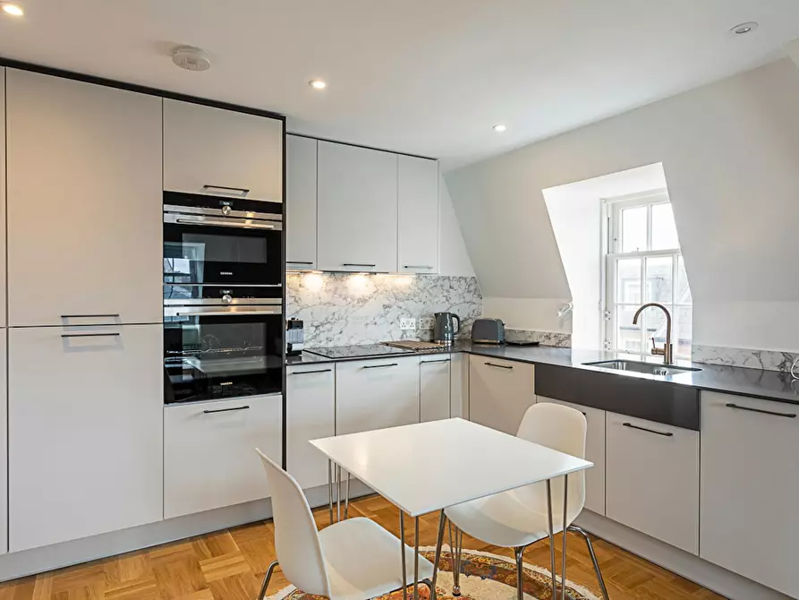 Immagine 10 di Appartamento in affitto  in Lisgar Terrace a Hammersmith