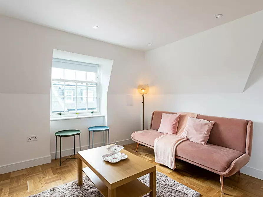 Immagine 6 di Appartamento in affitto  in Lisgar Terrace a Hammersmith