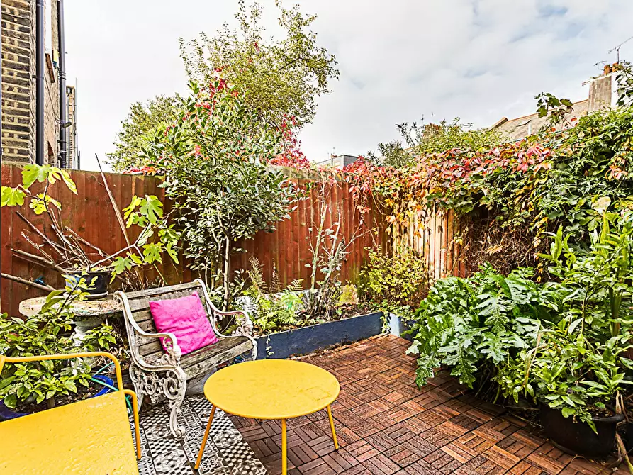 Immagine 5 di Appartamento in affitto  in Grafton Road a Ealing