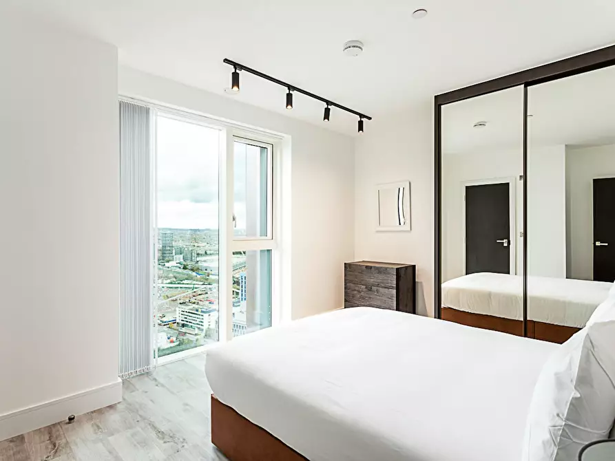 Immagine 3 di Appartamento in affitto  in Portal Way a Ealing