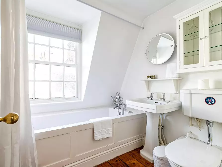 Immagine 6 di Appartamento in affitto  in Carmel Court a Kensington