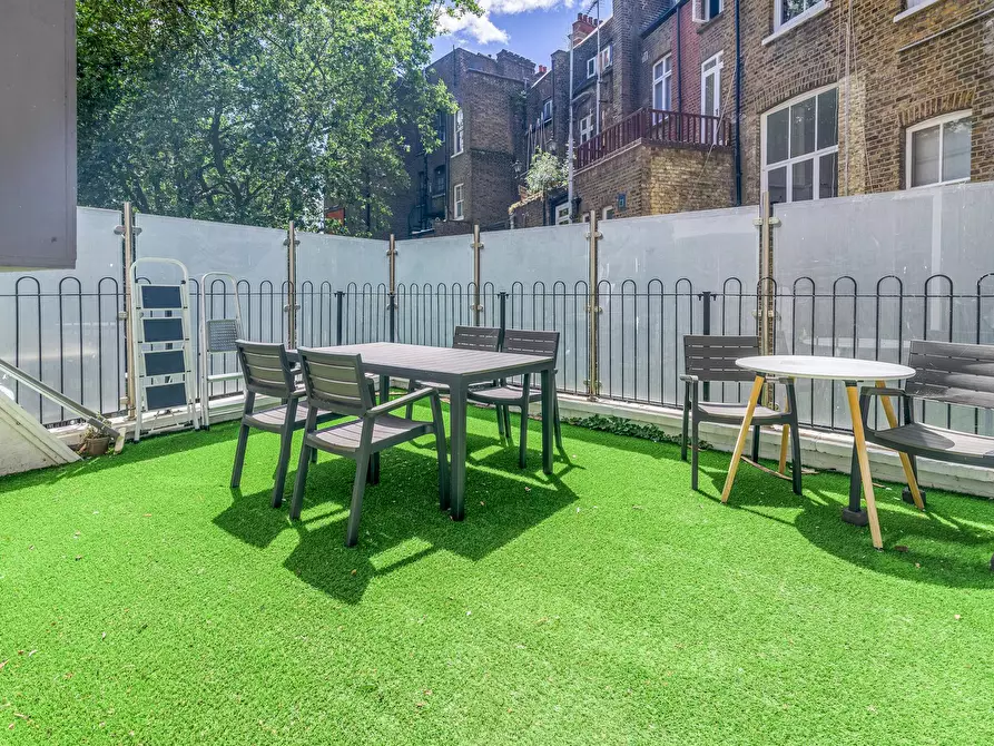 Immagine 6 di Appartamento in affitto  in Bakers Passage a Camden Town