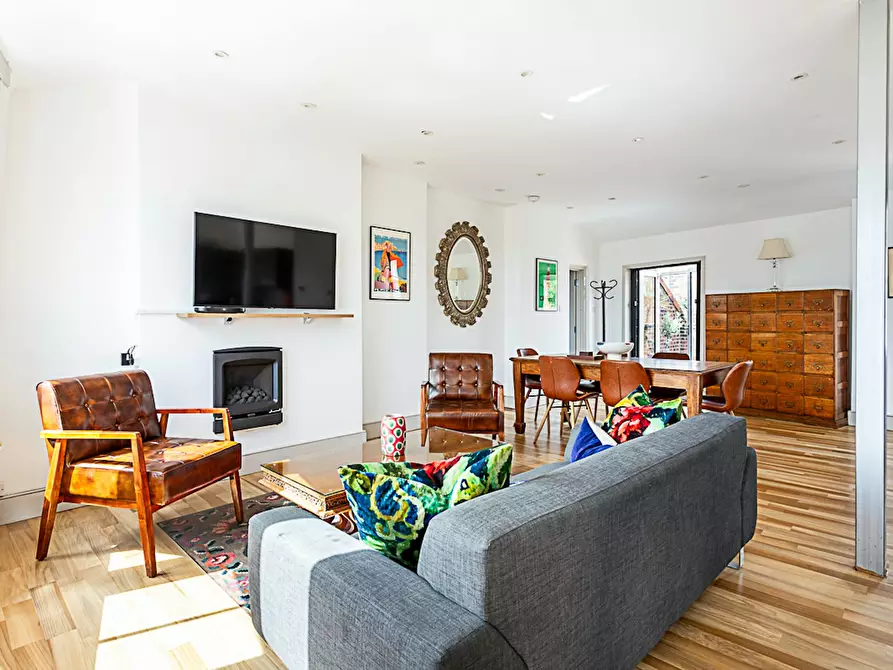 Immagine 2 di Appartamento in affitto  in Essex Road a Islington