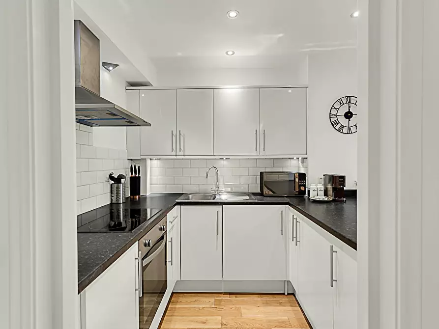 Immagine 2 di Appartamento in affitto  in Norfolk Place a Paddington