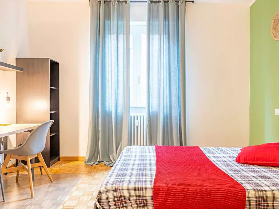 Immagine 2 di Camera in affitto  in Via Giambattista Tiepolo a Cinisello Balsamo