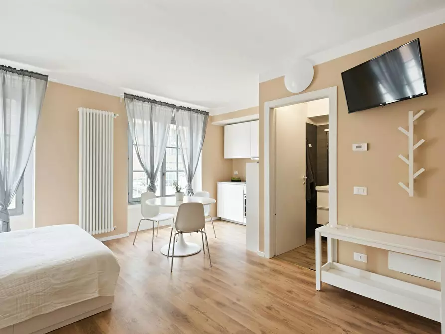 Immagine 2 di Appartamento in affitto  in Via Isaac Newton a Milano