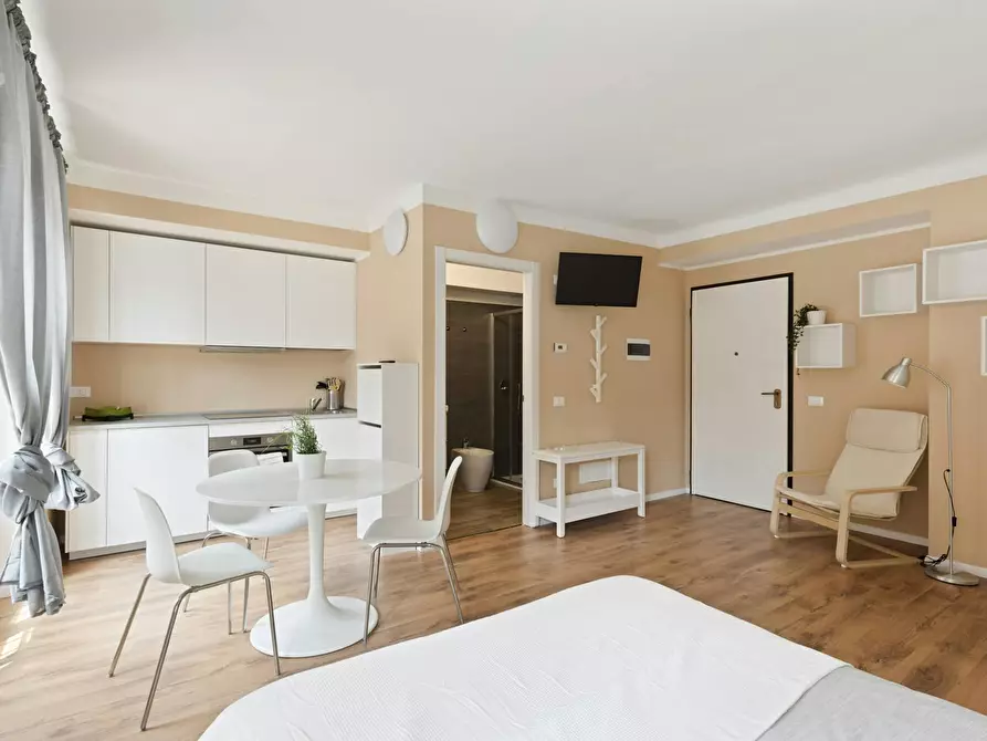 Immagine 5 di Appartamento in affitto  in Via Isaac Newton a Milano