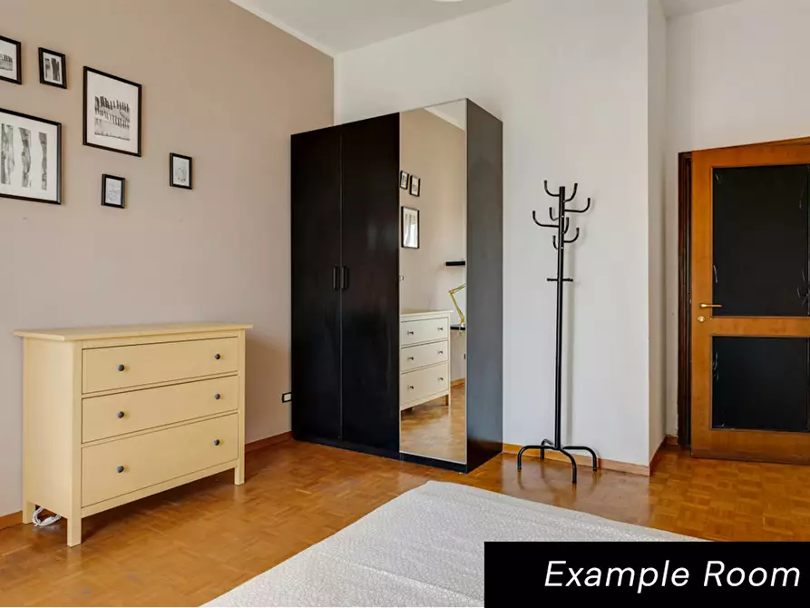 Immagine 5 di Camera in affitto  in Via Curtatone a Milano