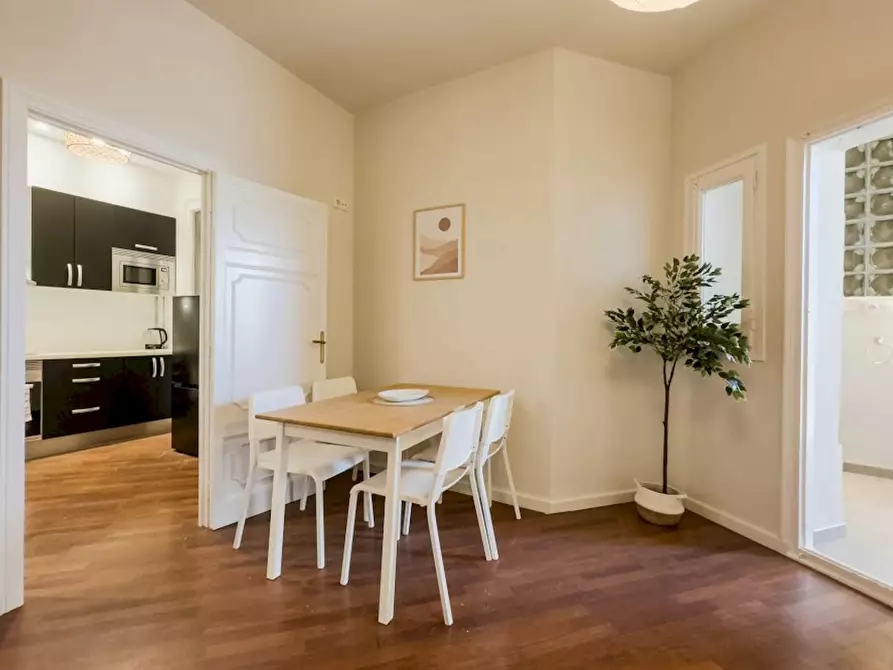Immagine 6 di Appartamento in affitto  in Carrer de Balmes a Barcelona