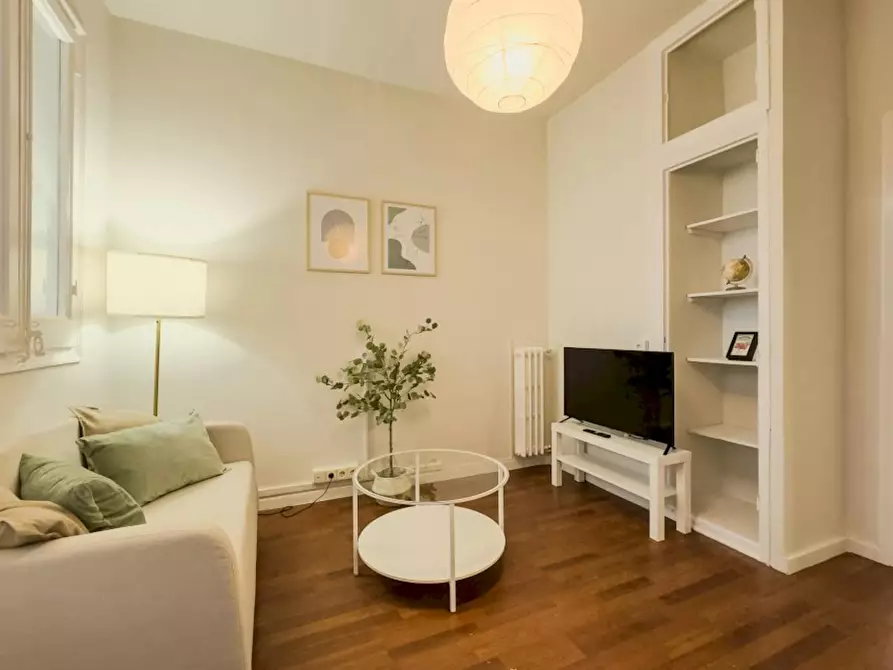 Immagine 5 di Appartamento in affitto  in Carrer de Balmes a Barcelona