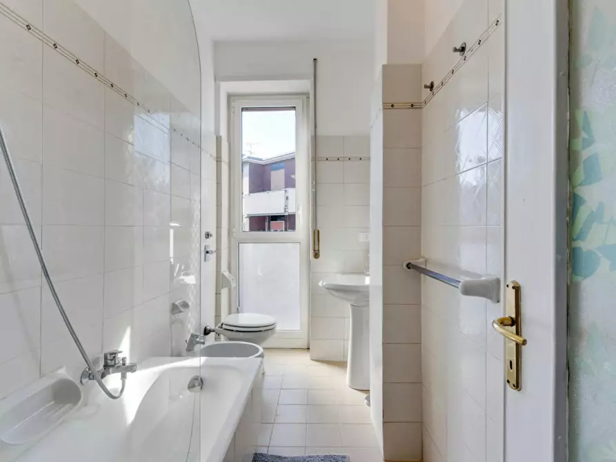 Immagine 5 di Camera in affitto  in Piazza Geremia Bonomelli a Milano