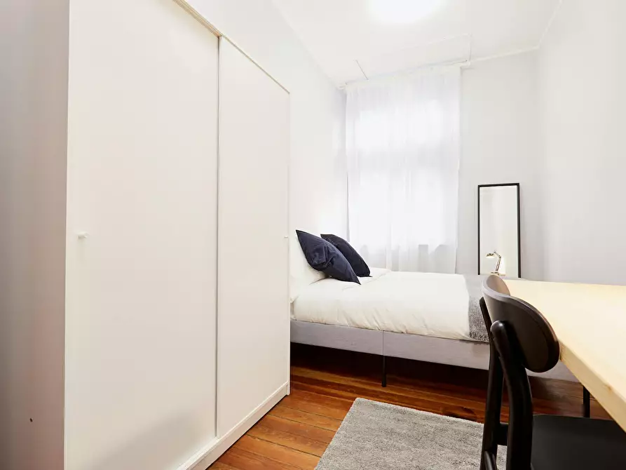 Immagine 6 di Camera in affitto  in Via Ormea a Torino