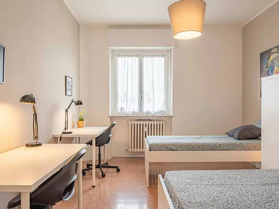 Immagine 4 di Camera condivisa in affitto  in Via Simone Saint Bon a Milano