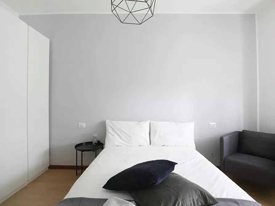 Immagine 6 di Camera in affitto  in Via Carlo Marx a Milano