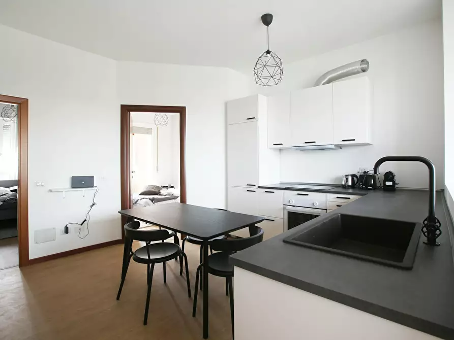 Immagine 9 di Camera in affitto  in Via Carlo Marx a Milano