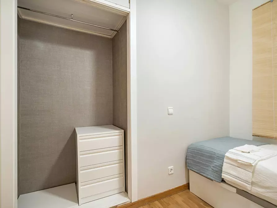 Immagine 3 di Camera in affitto  in Calle de Viriato a Madrid