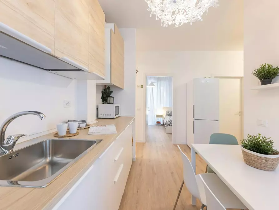 Immagine 10 di Camera in affitto  in Via Federico Cordenons a Padova