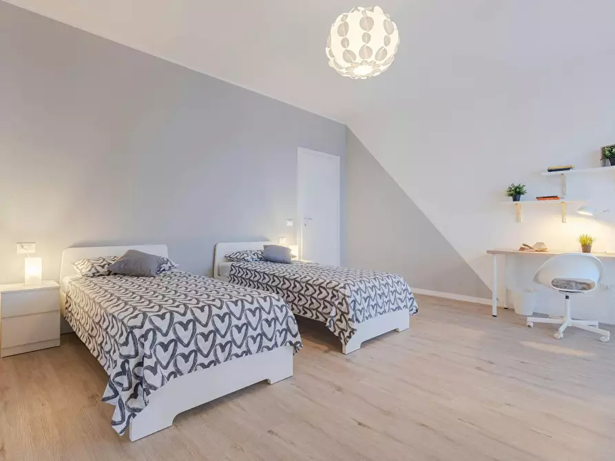 Immagine 7 di Camera condivisa in affitto  in Via Tirana a Padova